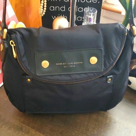 Marc Jacobs Preppy Nylon Natasha Crossbody Bag with Gold Accents - Picture 6 of 10